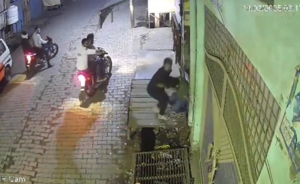 Man Waiting To Have Ramzan 'Sehri' Gunned Down By 4 On Bike In Aligarh