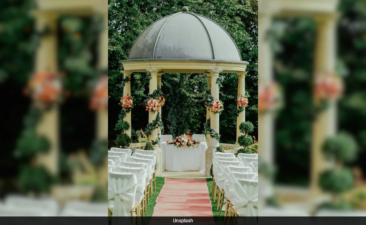 Woman Skips Sister’s Wedding Over Travel Costs. See Viral Post