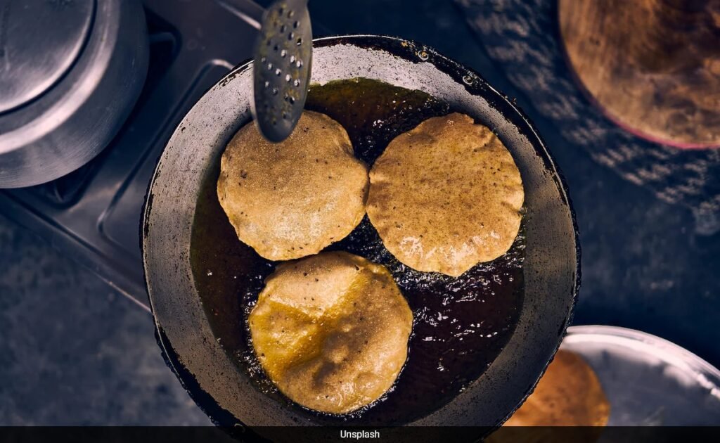 Common Cooking Oil Ingredient Linked To Aggressive Breast Cancer