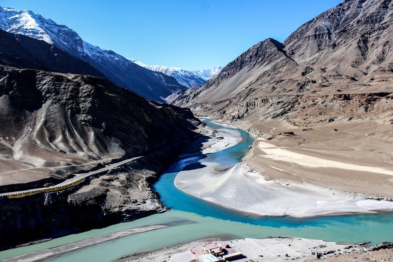 Pakistan “Pleads” With India To Reconsider Indus Waters Treaty Suspension