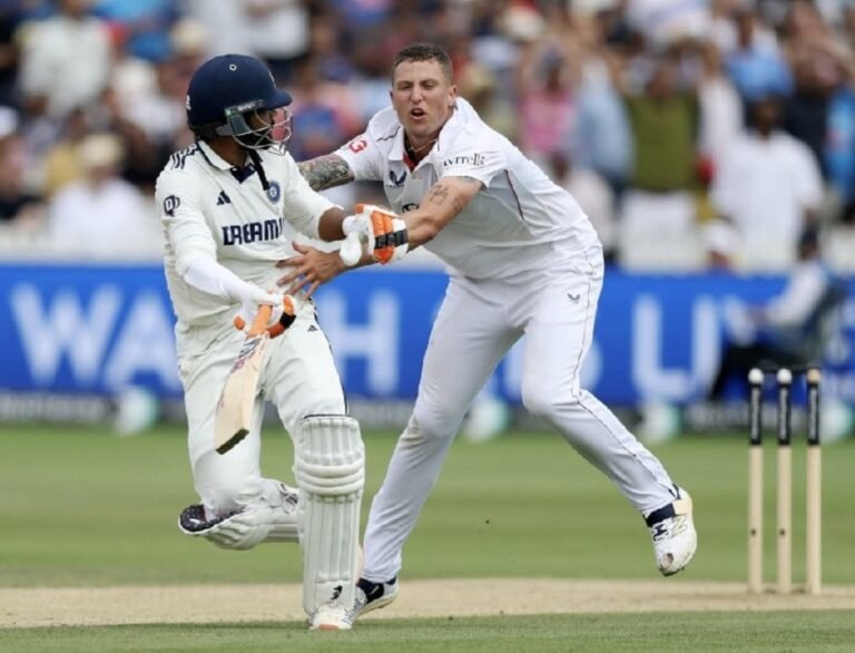 Jadeja In Heated Altercation With Carse, Ugly Spat Follows. Video