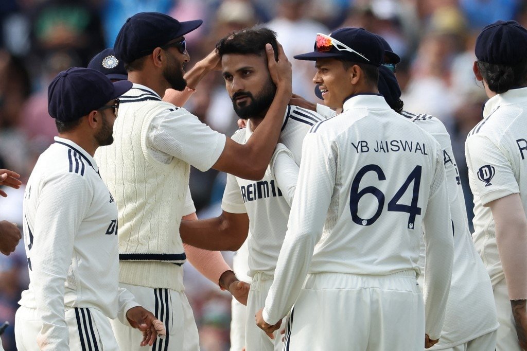 2nd Test LIVE: Akash Deep Strikes, Gill's Strategy Pays Off Despite Criticism