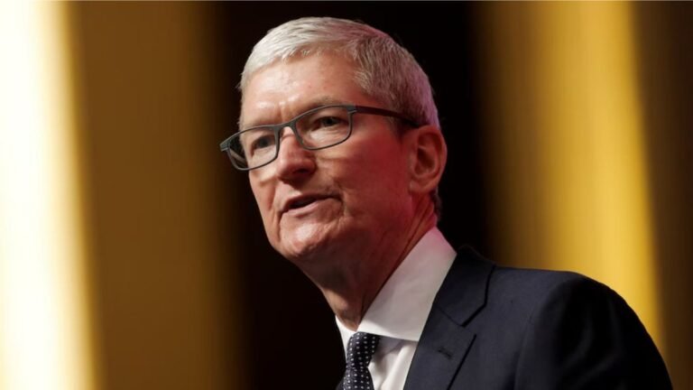 Apple 'Very Open' to Acquire AI Companies, Increase Funds: Report