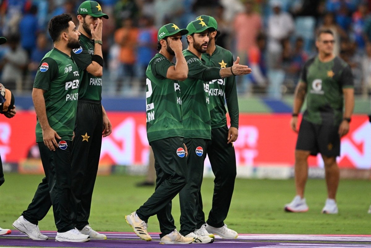 ICC Set To Deal Pakistan Big Blow In Handshake Row Over ‘Wrong’ Demand
