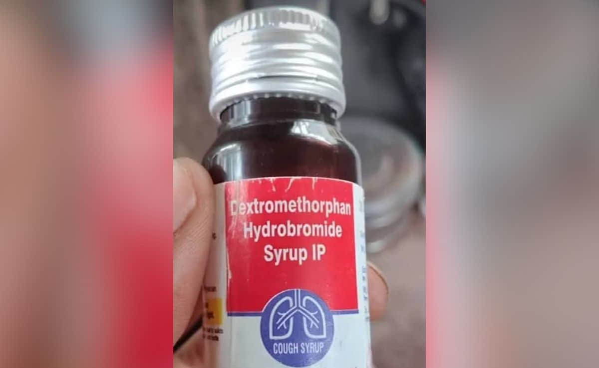 Cough Syrup Kills 2 Children; Doctor Takes It To Prove It’s Safe And Faints