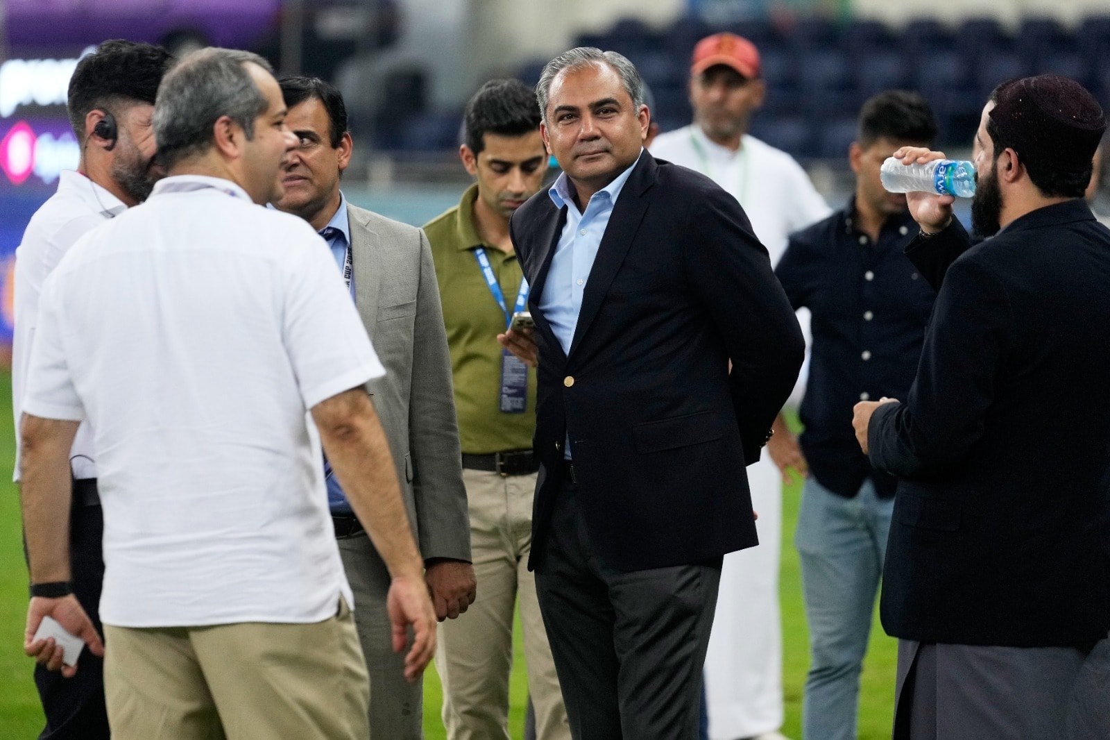 Pak Minister Hands Over Trophy To UAE Board Amid BCCI’s Impeachment Threat